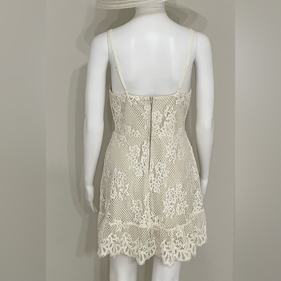 Speechless A Line Nude Ivory Surplice Floral Lace Mini Dress Junior Size M - Picture 2 of 6